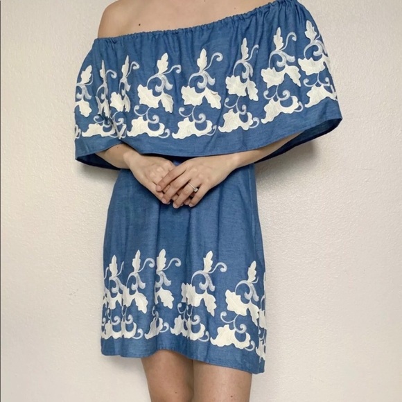 ANNE Fontaine Dress